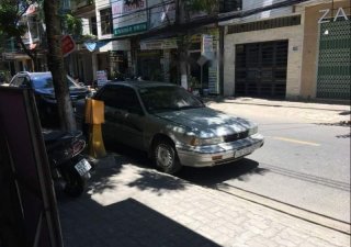 Mitsubishi Galant 1999 - Bán Mitsubishi Galant đời 1999, màu bạc, nhập khẩu, giá tốt