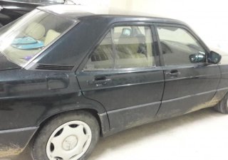 Mercedes-Benz 190 E 1993 - Cần bán Mercedes 190E 1993, màu xanh lục, xe nhập, 75 triệu