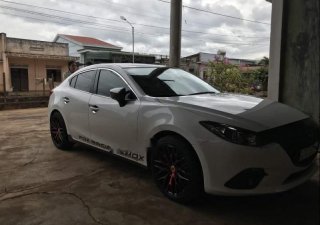 Mazda 3   2017 - Cần bán lại xe Mazda 3 đời 2017, màu trắng