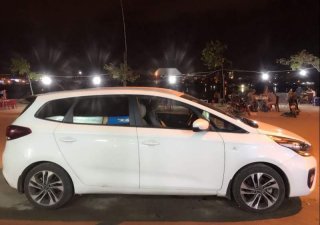 Kia Rondo MT 2018 - Cần bán xe Kia Rondo MT năm 2018, màu trắng, giá chỉ 620 triệu