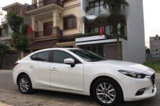 Mazda 3   Facelift 2017 - Bán Mazda 3 Facelift sản xuất 2017, màu trắng ít sử dụng