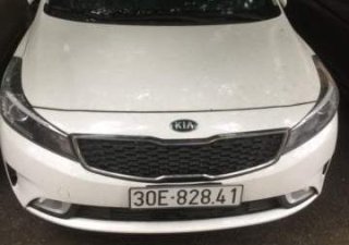 Kia Cerato   1.6MT  2017 - Bán ô tô Kia Cerato 1.6MT đời 2017, xe đã qua sử dụng mọi thứ đều rất ổn