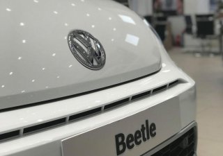 Volkswagen New Beetle 2018 - Volkswagen Beetle Dune nhập khẩu, hỗ trợ vay 80%