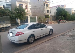 Nissan Teana 2.0 2010 - Bán Nissan Teana 2.0 năm 2010, màu trắng, nhập khẩu