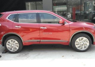 Nissan X trail 2.5L 4WD CVT 2018 - Bán xe Nissan X trail sản xuất năm 2018, màu đỏ