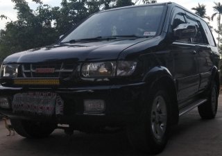 Isuzu Hi lander Xtreme  2004 - Cần bán xe Isuzu Hi lander Xtreme đời 2004, màu đen