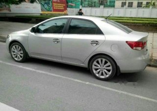 Kia Forte   2010 - Bán Kia Forte sản xuất năm 2010, màu bạc, giá 295tr