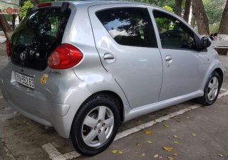 Toyota Aygo 2007 - Bán ô tô Toyota Aygo 2007, màu bạc, xe nhập