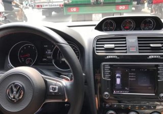 Volkswagen Scirocco  AT 2018 - Bán Volkswagen Scirocco 2.0 GTS, màu đỏ, đăng ký 2018, chính chủ 210 mã lực, số tự động