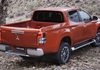Mitsubishi Triton GLS 2019 - Giá xe bán tải Mitsubishi Triton 2019 tại Vinh-Nghệ An: 0979.012.676