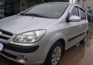 Hyundai Getz   2016 - Cần bán gấp Hyundai Getz sản xuất năm 2016, màu bạc