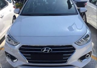 Hyundai Accent 2018 - Cần bán gấp Hyundai Accent sản xuất năm 2018, màu trắng, nhập khẩu, 498 triệu