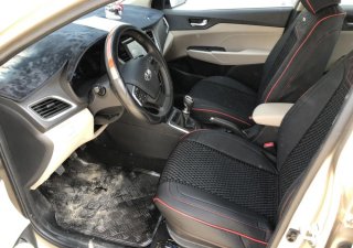 Hyundai Acent 1.4MT 2018 - Bán Accent 1.4MT bản gia đình 2018, màu vàng cát, siêu lướt, giá TL, hỗ trợ góp