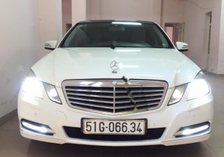 Mercedes-Benz E class E300 2010 - Bán Mercedes E300 năm 2010, màu trắng số tự động giá cạnh tranh