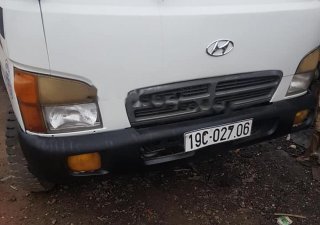 Hyundai Mighty 2001 - Cần bán Hyundai Mighty sản xuất 2001, màu trắng, nhập khẩu nguyên chiếc, 175 triệu