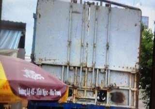 Xe tải Trên 10 tấn 2013 - Thanh lý xe tải 4 chân đời 2013, giá 385tr khởi điểm