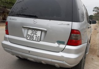 Mercedes-Benz ML Class ML350  2004 - Bán xe Mercedes ML350 đời 2004, màu bạc, xe nhập như mới