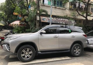 Toyota Fortuner    2017 - Bán xe Toyota Fortuner năm 2017, màu bạc