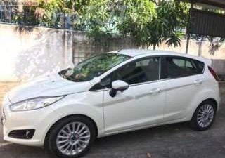 Ford Fiesta  Ecoboost AT  2016 - Cần bán gấp Ford Fiesta Ecoboost AT đời 2016, màu trắng chính chủ