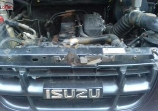 Isuzu Hi lander V spec 2004 - Cần bán Isuzu Hi Lander V Spec đời 2004, màu đen, xe đẹp, máy dầu cực ngon