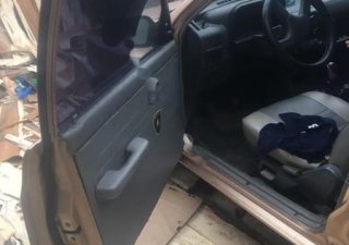 Kia Pride CD5 2004 - Bán Kia Pride CD5 màu vàng, đời 2004, số tay, máy xăng