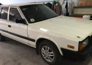 Nissan Bluebird 1.8 1989 - Bán ô tô Nissan Bluebird 1.8 năm 1989, màu trắng, giá chỉ 50 triệu