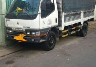 Mitsubishi Canter 2005 - Bán Mitsubishi Canter năm sản xuất 2005, màu trắng, giá tốt