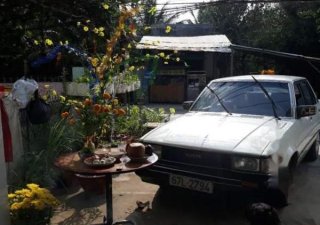 Toyota Corona   1982 - Bán xe Toyota Corona đời 1982, màu trắng, xe nhập, giá chỉ 45 triệu