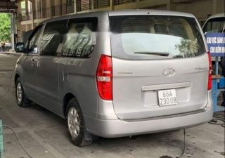 Hyundai Grand Starex   2015 - Bán Hyundai Grand Starex năm 2015, màu bạc, nhập khẩu, xe gia đình 