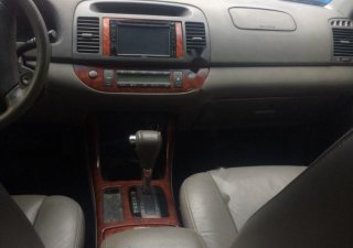 Toyota Camry XLE 2004 - Bán Toyota Camry XLE sản xuất 2004, màu xanh lam, nhập khẩu