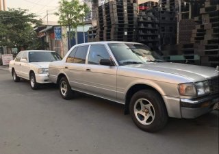 Toyota Crown     1994 - Cần bán lại xe Toyota Crown đời 1994, màu bạc, zin nguyên