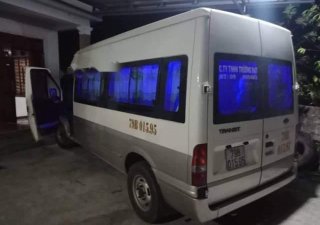 Ford Transit 2006 - Bán xe Ford Transit sản xuất 2006, màu trắng, giá chỉ 130 triệu