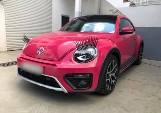 Volkswagen Beetle 2019 - Xe bọ Beetle 2.0 AT cổ điển, phong cách, cá tính, độc lạ chất, bao bank 85%, lãi thấp, giao ngay