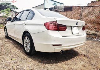 BMW 3 Series 320i 2012 - Bán BMW 3 Series 320i đời 2012, màu trắng, nhập khẩu