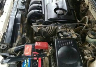 Toyota Corolla altis    2001 - Cần bán gấp Toyota Corolla Altis 2001, màu trắng chính chủ
