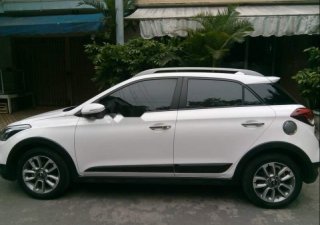 Hyundai i20 Active 2015 - Bán Hyundai i20 Active sản xuất năm 2015, màu trắng, nhập khẩu số tự động, giá 500tr