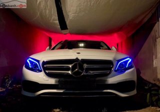 Mercedes-Benz C class C300 AMG 2017 - Bán xe Mercedes C300 AMG 2017, màu trắng, giá tốt