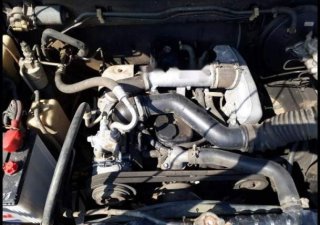 Isuzu Hi lander    2004 - Cần bán Isuzu Hi Lander 2004 máy dầu, số tự động, chính chủ