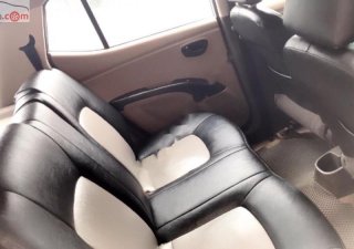 Hyundai i10 2013 - Bán Hyundai i10 năm sản xuất 2013, màu bạc, nhập khẩu nguyên chiếc