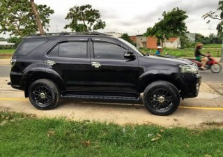 Toyota Fortuner 2015 - Cần bán lại xe Toyota Fortuner năm sản xuất 2015, màu đen, nhập khẩu nguyên chiếc chính chủ