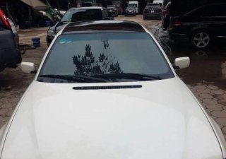 BMW 3 Series 325i 2004 - Bán BMW 3 Series 325i 2004, màu trắng