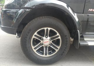 Isuzu Hi lander AT 2010 - Cần bán lại xe Isuzu Hi lander AT đời 2010, màu đen xe gia đình  