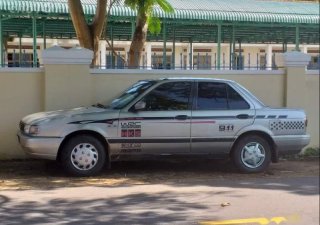 Nissan Sunny 1993 - Bán Nissan Sunny đời 1993, màu bạc, 80 triệu