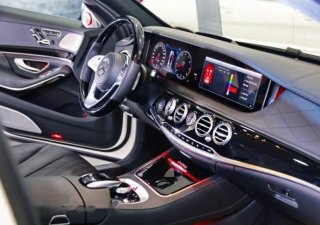 Mercedes-Benz C class C200 2019 - Bán xe Mercedes C200 đời 2019, màu trắng, nhập khẩu