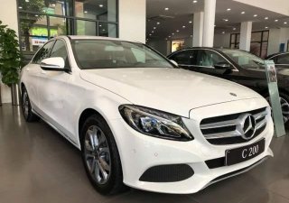 Mercedes-Benz C class C200 2019 - Bán Mercedes C200 năm sản xuất 2019, màu trắng