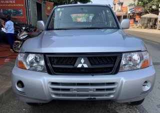 Mitsubishi Pajero 2006 - Màu bạc, nhập khẩu nguyên chiếc
