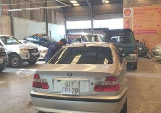 BMW 3 Series    325i   2006 - Cần bán xe BMW 325i đời 2006, xe nhà dùng kỹ, ngoại hình còn mới, máy mạnh