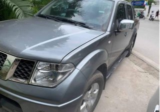 Nissan Navara LE 2.5MT 2012 - Bán Nissan Navara LE 2.5MT đời 2012, màu xám xe gia đình