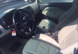 Kia Rio  AT 2015 - Cần bán Kia Rio 2015 màu trắng, tên tư nhân một chủ mua từ đầu