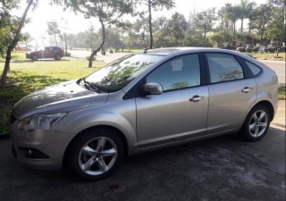 Ford Focus   2011 - Bán xe Ford Focus 2011, màu vàng, 350 triệu